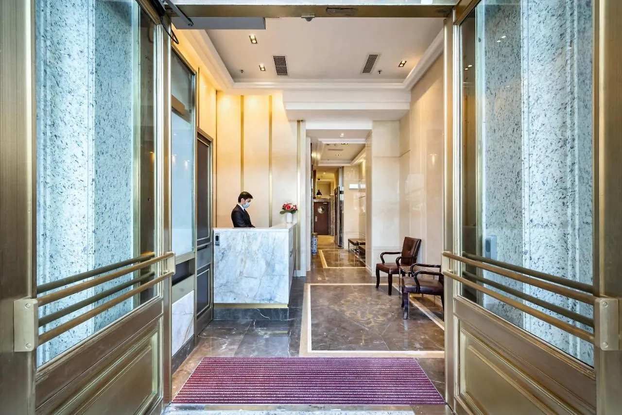 Lander Grand Hotel Hongkong China